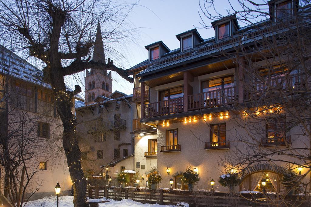 L'Auberge Du Choucas Le Monetier-les-Bains ภายนอก รูปภาพ