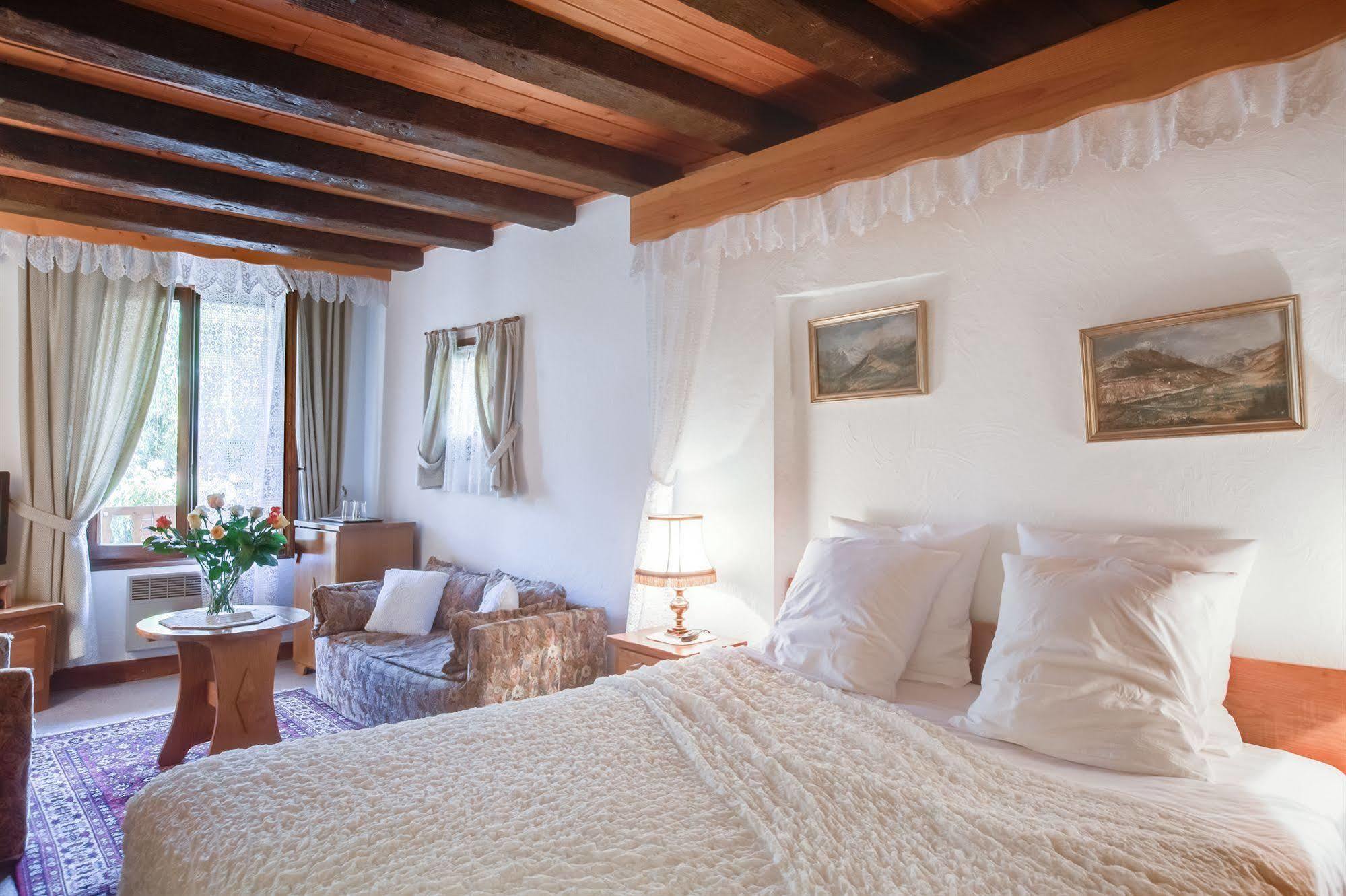 L'Auberge Du Choucas Le Monetier-les-Bains ภายนอก รูปภาพ
